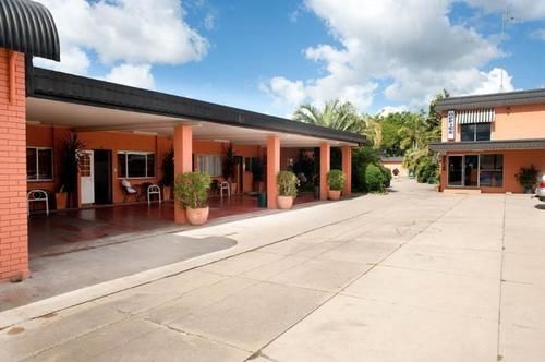 Riviera Motel בונדברג מראה חיצוני תמונה
