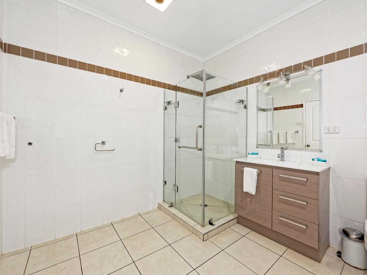 Riviera Motel בונדברג מראה חיצוני תמונה