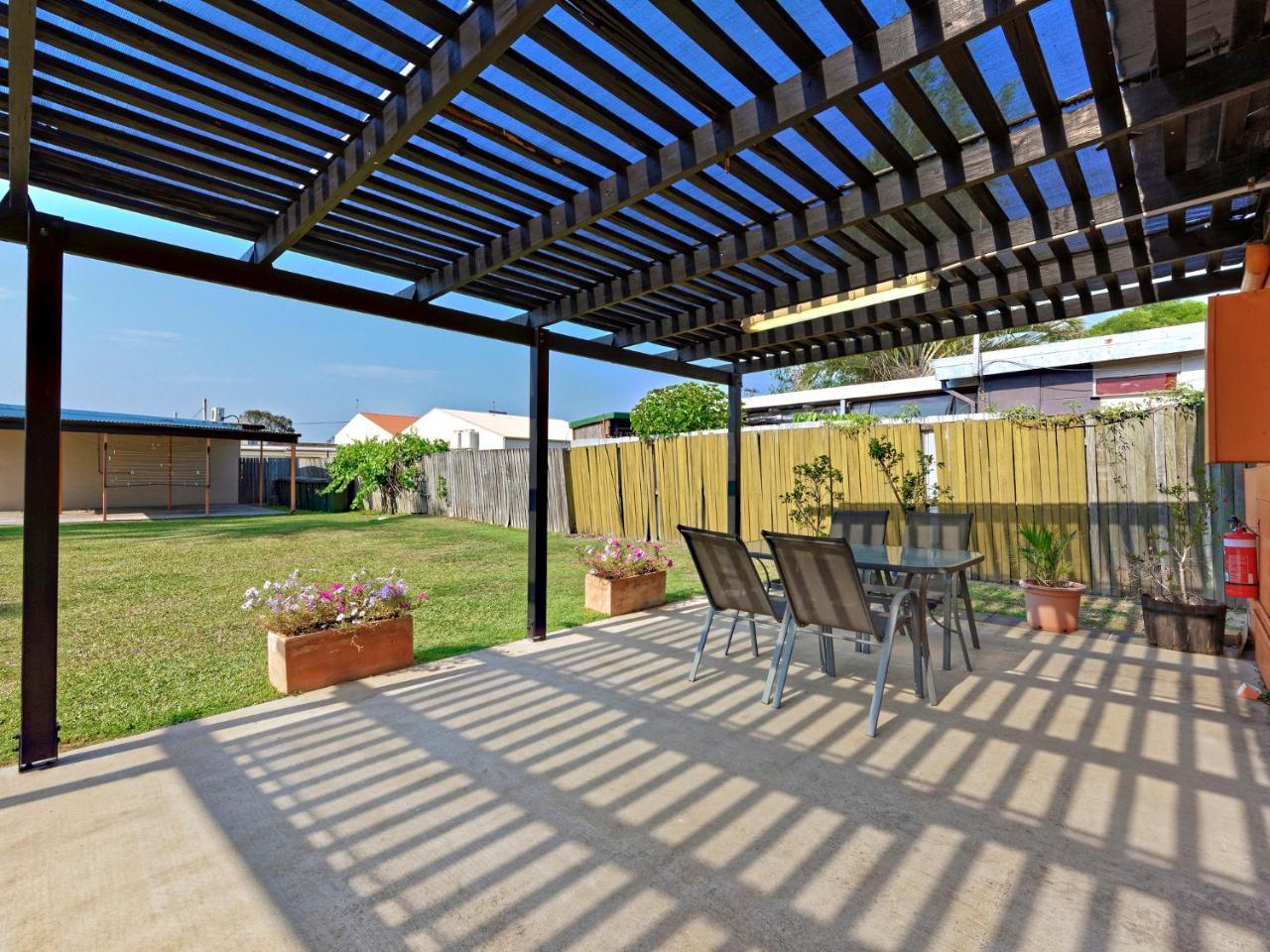 Riviera Motel בונדברג מראה חיצוני תמונה