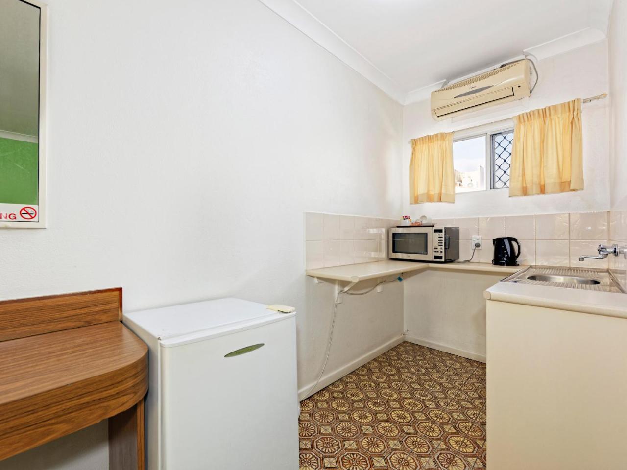 Riviera Motel בונדברג מראה חיצוני תמונה